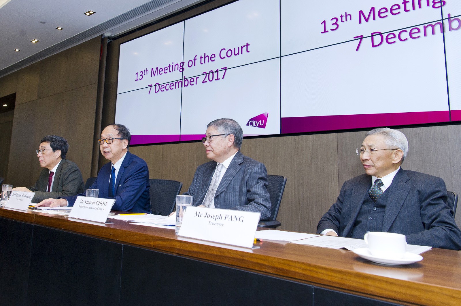 Professor Kuo addresses the 13th meeting of the Court.